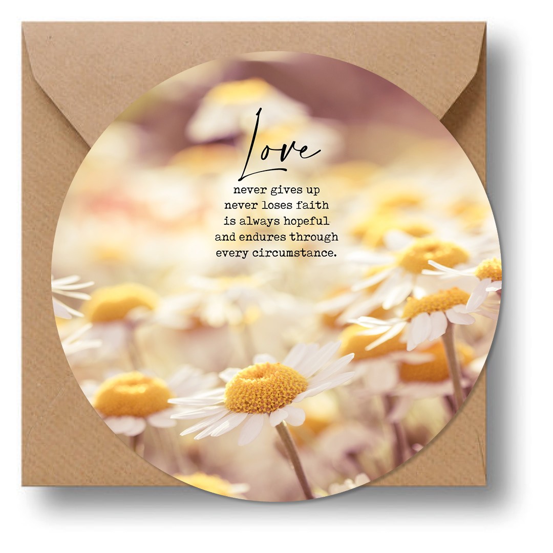 images Cirkelcadeau 'Love never gives up' - MA39637 - Cadeauborden bij MajesticAlly